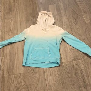 Blue and white ombré sweatshirt